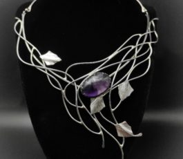 Collier “Histoires d’Elles: l’ Affranchie” Améthyste Trapiche