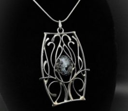 Pendentif inox “les Passages Célestes: la Moria” Larvikite