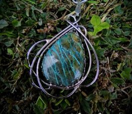 Pendentif inox “les Passages Célestes: la Fontaine de Jouvence”, Amazonite